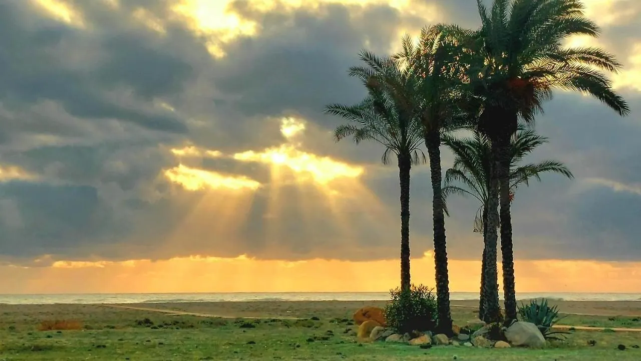 דירות Los Amarguillos Courtyard Duplex Vera Beach